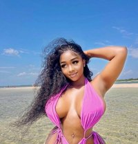 Sweetgirl - escort in Abidjan