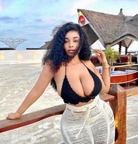 Sweetgirl - escort in Accra