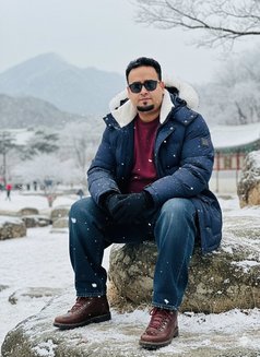 Prince asia - Male escort in Seoul Photo 1 of 1