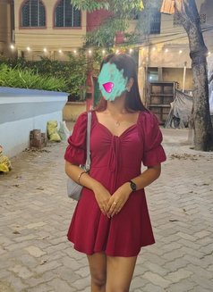 Full service independently and webcam - escort in Kochi Photo 2 of 2