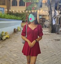 Full service independently and webcam - puta in Kochi Photo 2 of 2