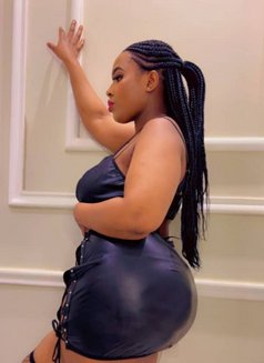 Sweetie Mimie - puta in Riyadh Photo 1 of 2