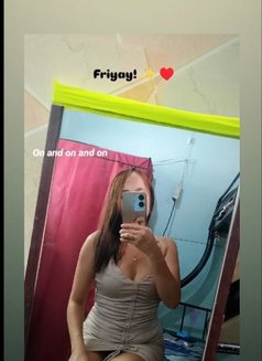 Sweetiest Kim - masseuse in Manila Photo 2 of 5