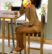 Mel - puta in Nairobi