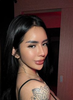 Sweetmolly - Acompañantes transexual in Makati City Photo 1 of 5