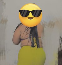 Cam girl - puta in Navi Mumbai