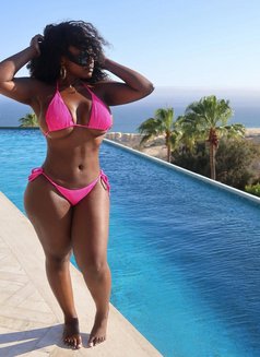 Sweetness - puta in Dubai Photo 3 of 4