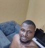 Bulldick - Acompañantes masculino in Lagos, Nigeria Photo 1 of 3
