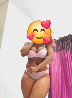 SweetSashy - escort in Johannesburg Photo 5 of 8
