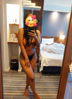 SweetSashy - escort in Johannesburg Photo 7 of 8