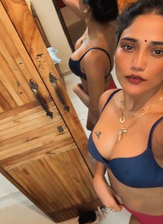 Sweety - escort in Mumbai Photo 2 of 2