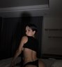 Sweety - escort in Vienna Photo 1 of 4