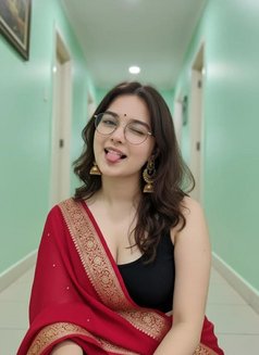 Sweety Escort Service - escort in Navi Mumbai Photo 1 of 3