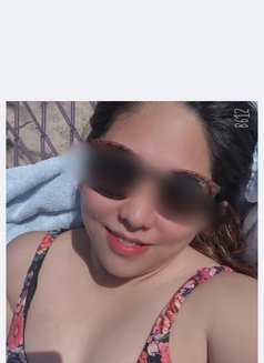 Sweety - puta in Dubai Photo 3 of 3