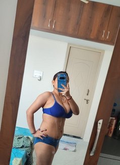 Candy genuine incall outcall - puta in Bangalore Photo 5 of 5