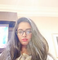 Sweety Honey - puta in Singapore