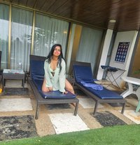 Sweety Honey - puta in Singapore
