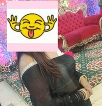 sweety Independent bhabhi - Intérprete de adultos in New Delhi Photo 16 of 16