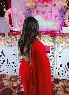 Sona Independent bhabhi - adult performer in New Delhi Photo 9 of 12