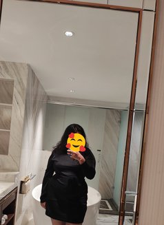 Sweety - escort in Chennai Photo 1 of 1