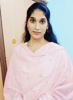 Sweety - puta in Hyderabad Photo 2 of 2
