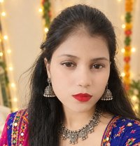 Sweety - escort in Jaipur Photo 1 of 3
