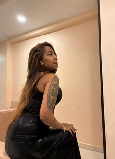 Sweety - escort in Kolkata Photo 3 of 5