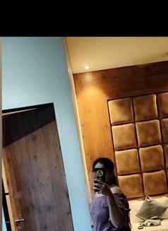 Sweety - escort in Navi Mumbai Photo 1 of 2