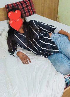 Sweety heart - escort in New Delhi Photo 2 of 6