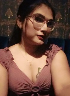 Sweety - Transsexual escort in Hyderabad Photo 4 of 7