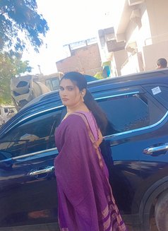 Sweety - Transsexual escort in Hyderabad Photo 5 of 7