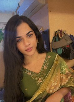 Sweety - Transsexual escort in Hyderabad Photo 3 of 3