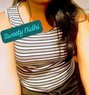 Sweety Nidhi Independent - puta in Chennai Photo 1 of 2