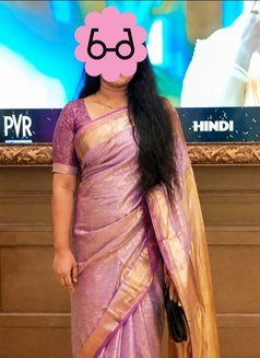 Sweety only video call service - puta in Hyderabad Photo 2 of 2