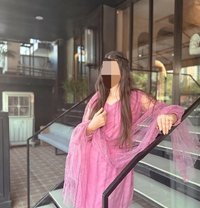Sweety Roy (Real Meet or Cam Show) - puta in Hyderabad