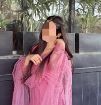 Sweety Roy (Real Meet or Cam Show) - puta in Hyderabad