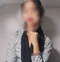 Sweety Roy (Real Meet or Cam Show) - puta in Hyderabad