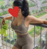 Sweety Sharma - puta in Gurgaon