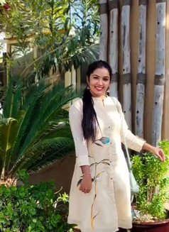Sweety South Indian Model - puta in Abu Dhabi Photo 5 of 6