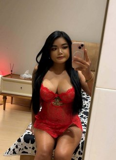 Sweety - escort in Khobar Photo 3 of 8