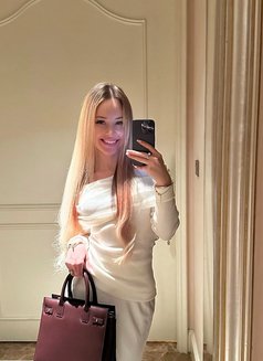 Lina from Russia - escort in Bangkok Photo 9 of 28