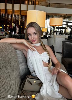 Lina from Russia - escort in Bangkok Photo 24 of 28