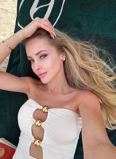 Lina from Russia - escort in Bangkok Photo 28 of 28