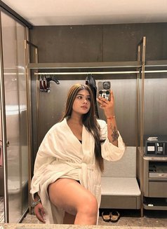 Sweta Bajaj - escort in Bangalore Photo 1 of 2