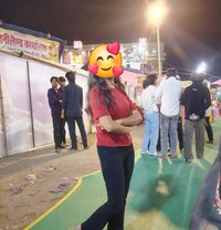 Sweta (Cam & Meet) - puta in Candolim, Goa