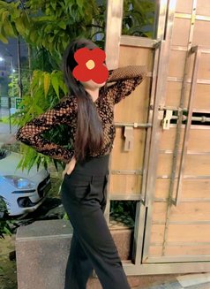 Sweta Cam Show Available 24/7 Escort Ser - escort in New Delhi Photo 3 of 4