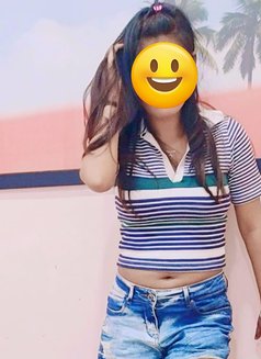 Sweta - puta in Candolim, Goa Photo 2 of 4