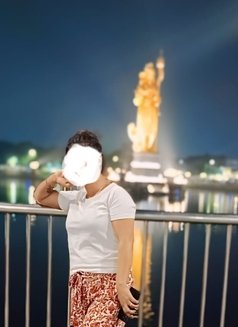 Sweta Real Meeting & Webcam Show - escort in Hyderabad Photo 5 of 6