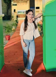 Sweta - escort in Bangkok Photo 1 of 3
