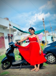 Swetha Naidu (Telugu Ammayi) - escort in Hyderabad Photo 5 of 5
